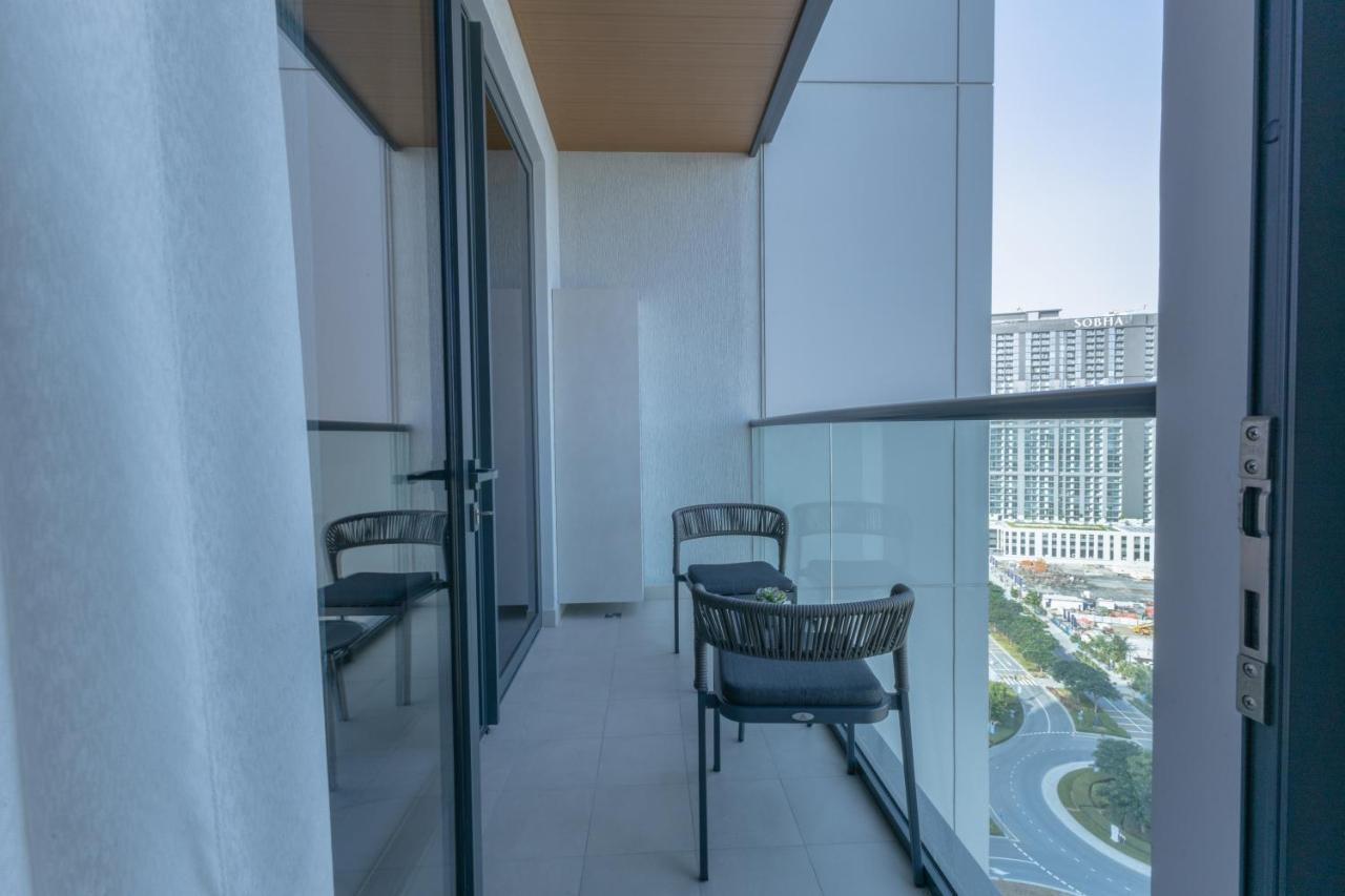 Full Moon Of One Park Avenue Dubai Exterior photo